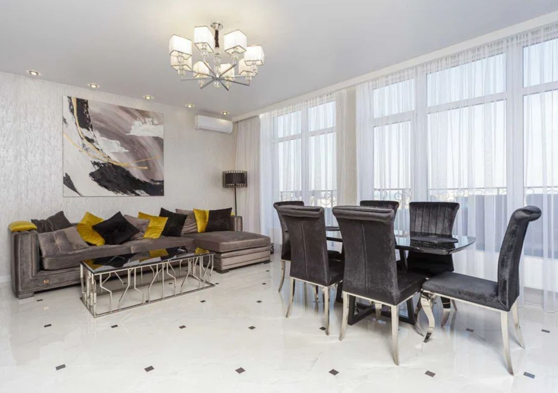 продажа трехкомнатной квартиры номер A-167325 в Приморском районе, фото номер 18